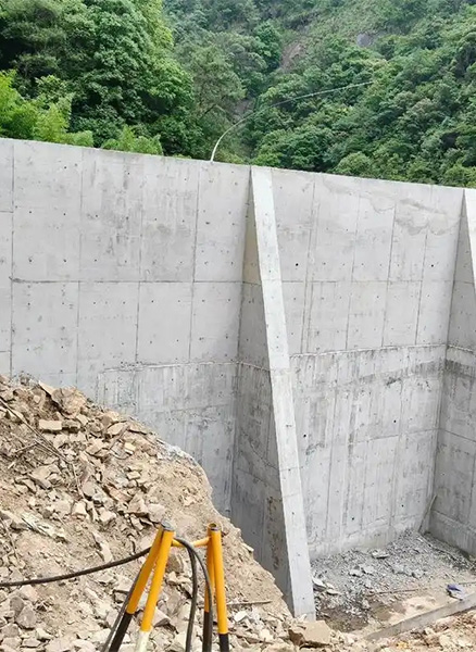 驻马店正阳县重力式挡土墙